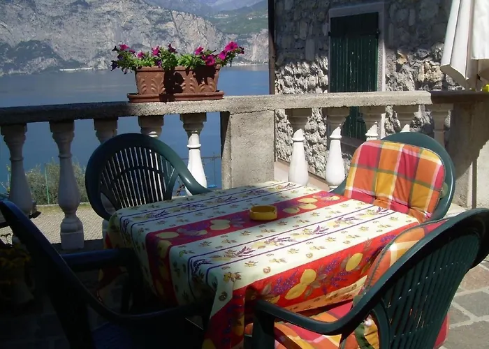 Апартаменты By Interhome Бренцоне-суль-Гарда