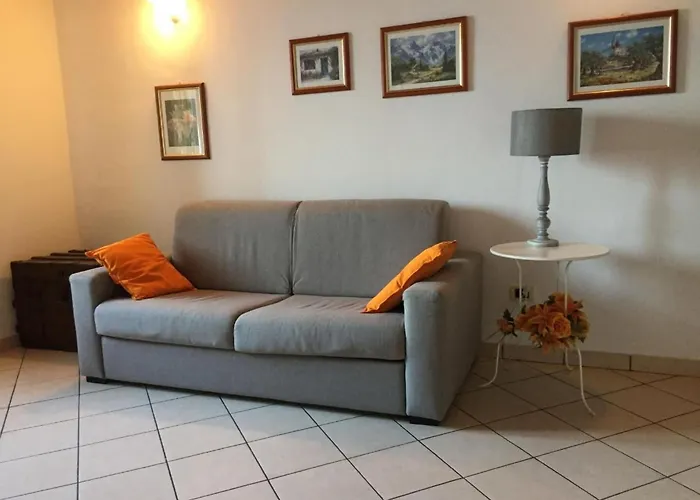 By Interhome